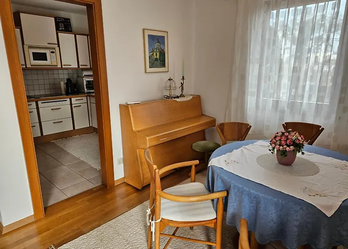 Prázdninový dům House Near Castle Park *